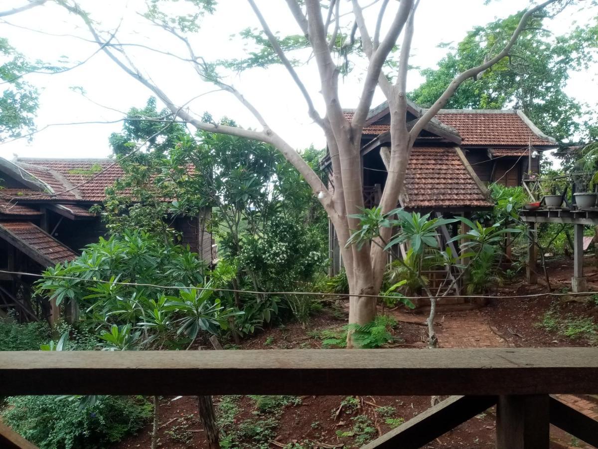Quiet Garden View Lodge&Trekking Banlung Екстер'єр фото